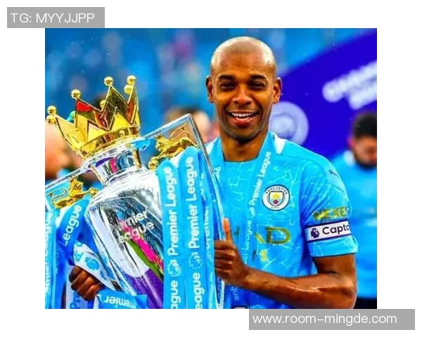 曼城官方向费尔南迪尼奥致敬九年辉煌岁月祝愿未来一切顺利